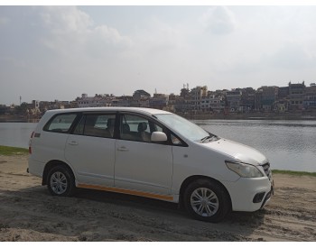 Toyota Innova 1